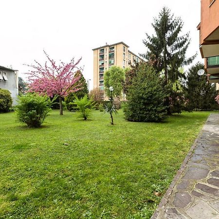 Renewed Balcony Flat With Green Garden Milán Exterior foto