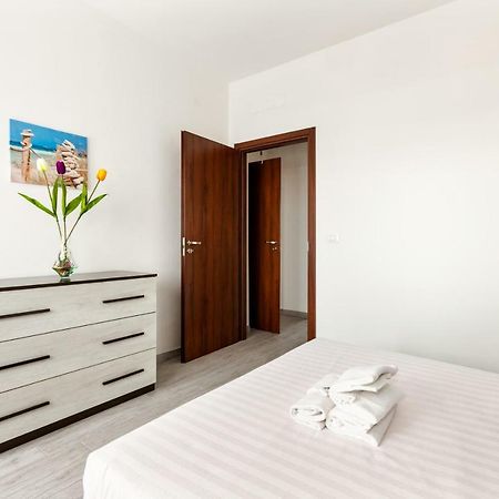 Renewed Balcony Flat With Green Garden Milán Exterior foto