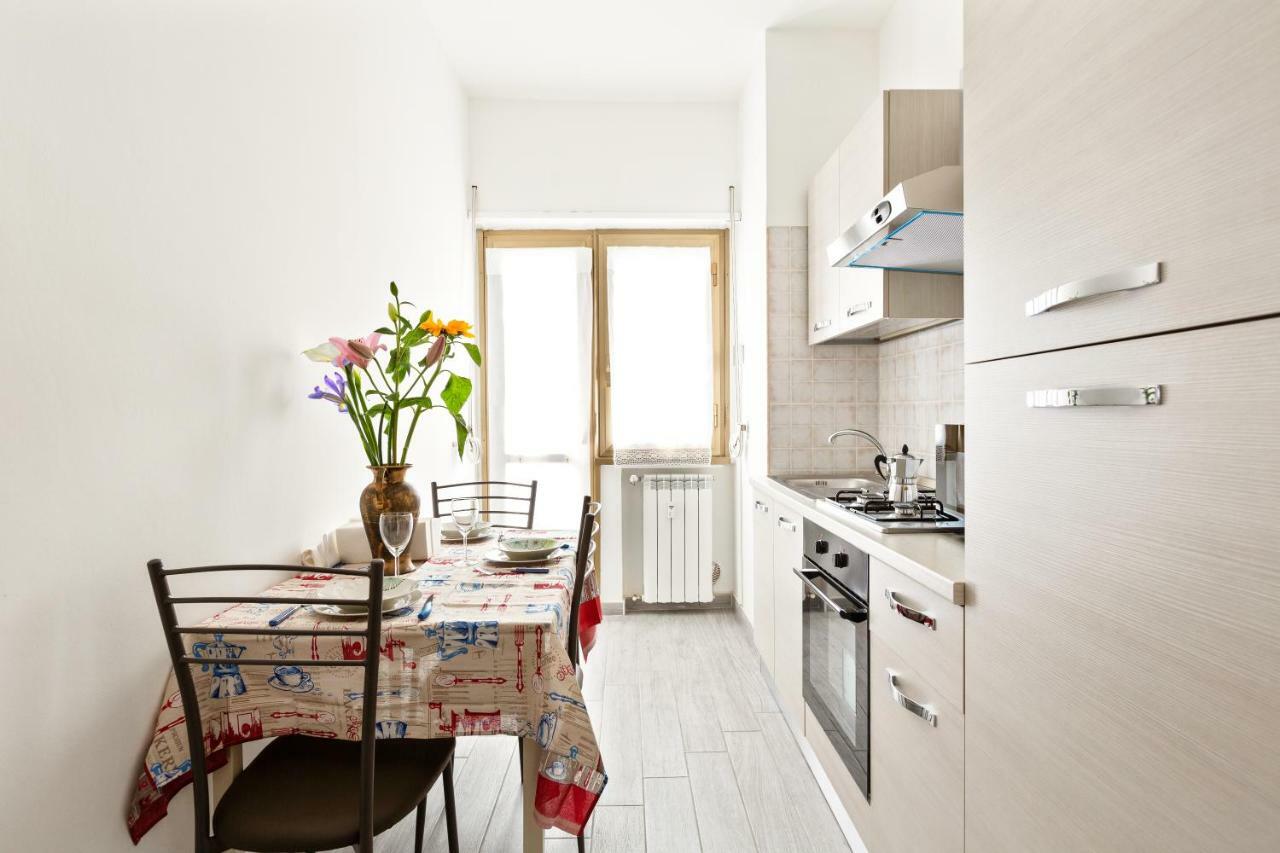 Renewed Balcony Flat With Green Garden Milán Exterior foto